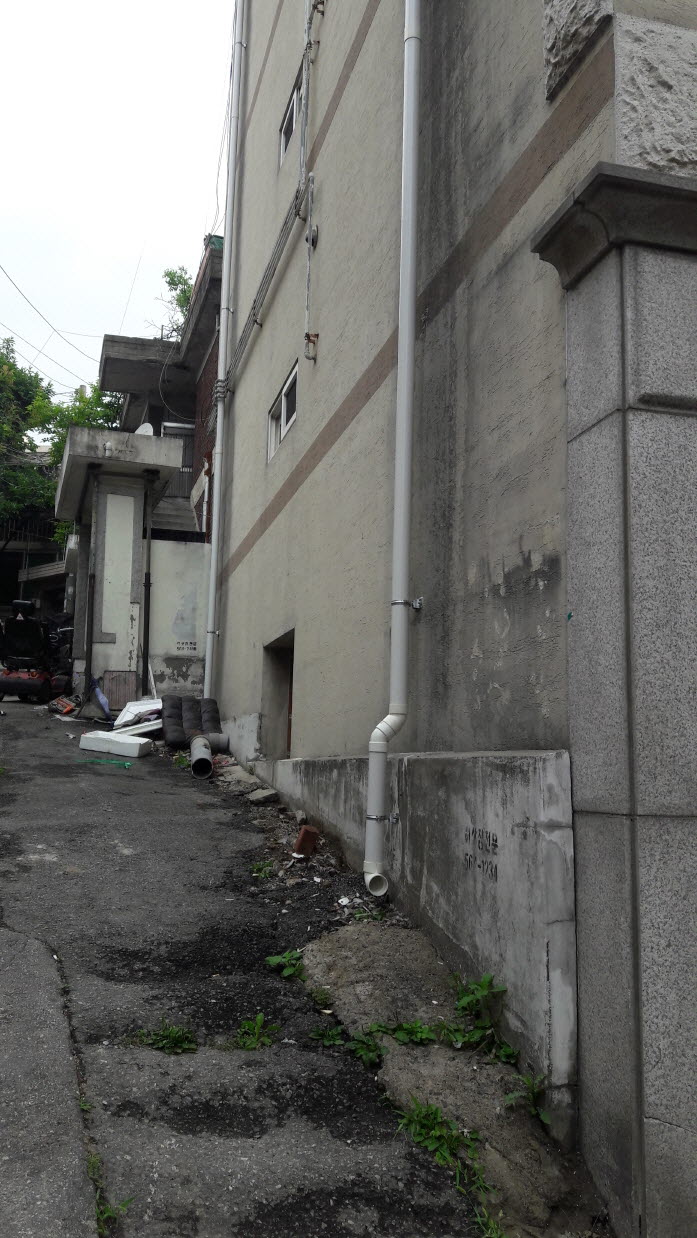 2038599400_UoXa4cAH_5b010c3e34b3508c60209679334f745e50f643a3.jpg 이미지크게보기